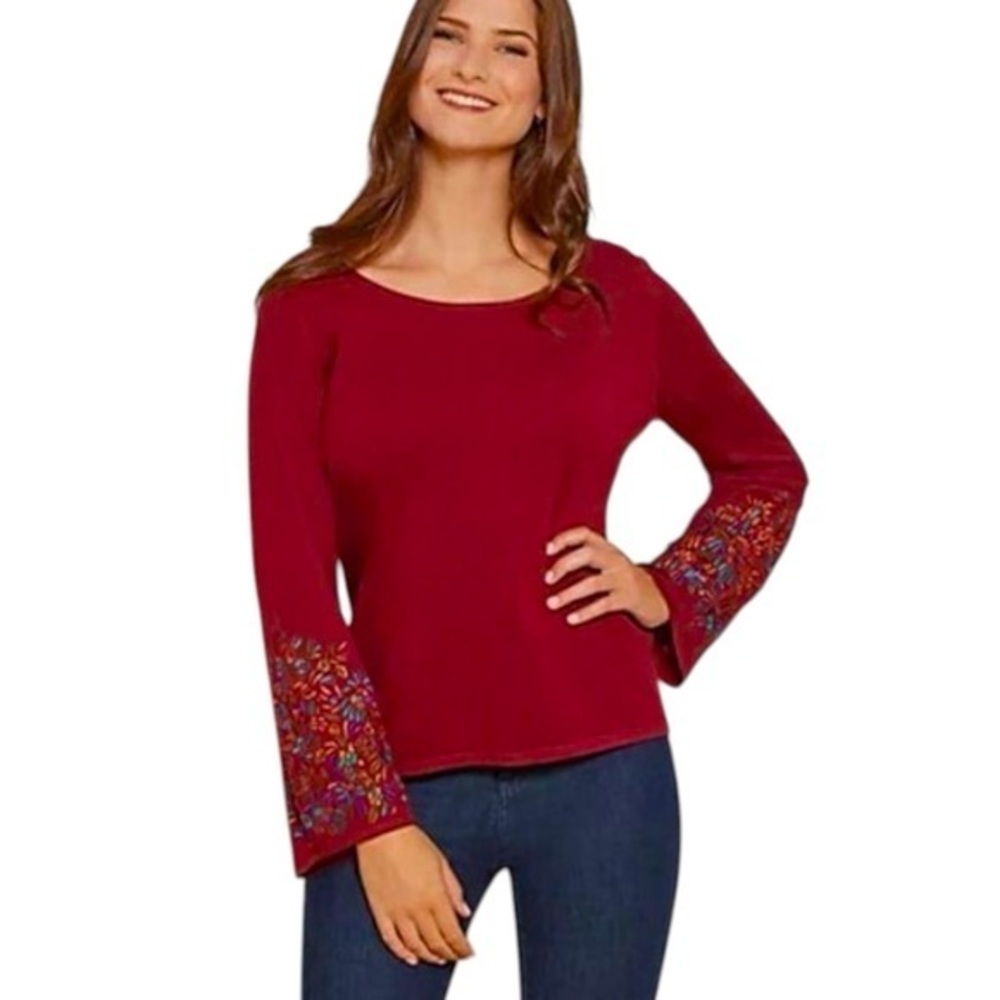 Women’s Boho Embroidered Sleeve Crew Neck Sweater Cranberry Red Size 1X XL